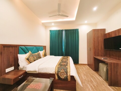 호텔 이스트 우드 암리트사르