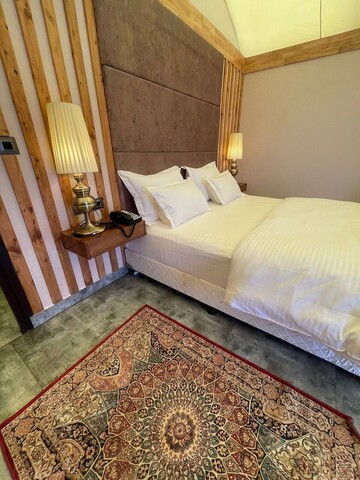 카바알리 스테이즈