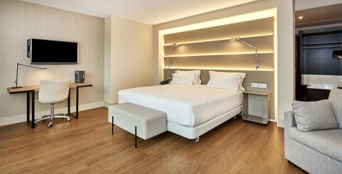 NH 산츠 바르셀로나