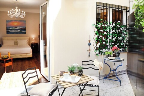 마이 아테네 하우스