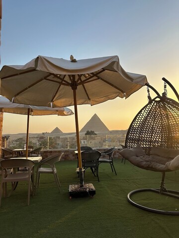 스톰 피라미드 인