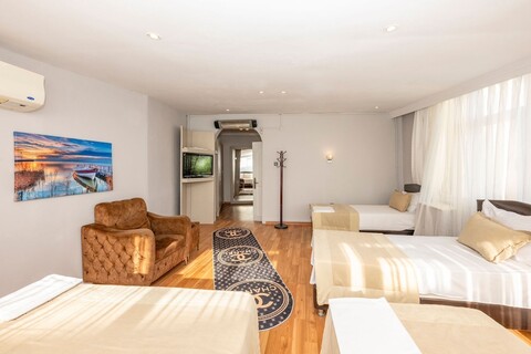 사라이 부티크 호텔 라렐리