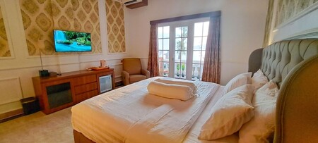 지리 비치프론트 스위트