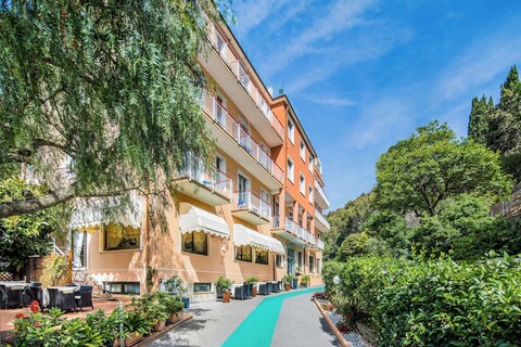 호텔 메디테라네오