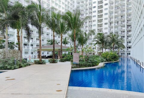 라시아노스 SMDC 쇼어 레지던스 바이 레드도어즈