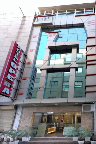 호텔 오페라 델리 공항