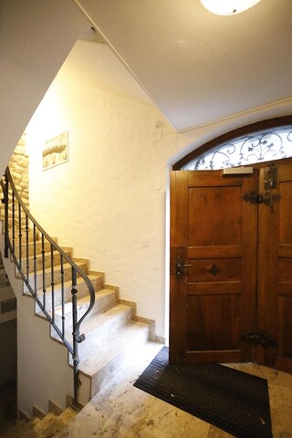 호텔 운터토르 바이 마이어 셀프 체크인