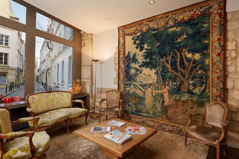 오텔 드 노트르담 매트 알베