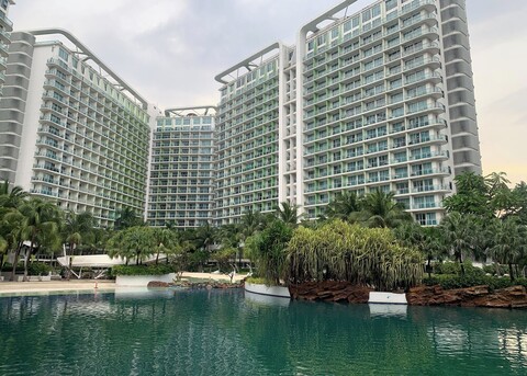 버짓 스위트 파라냐케