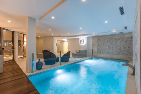 카네이루스 럭셔리 하우스 & 스위트