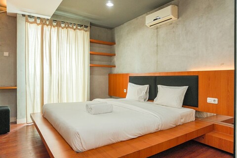 좋은 거래와 편안한 1Br 더 불바드 아파트