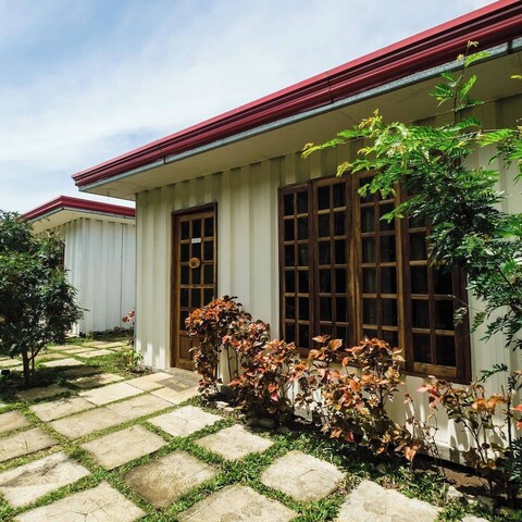 퀸즈 잉글리시 가든 & 스트로베리 팜