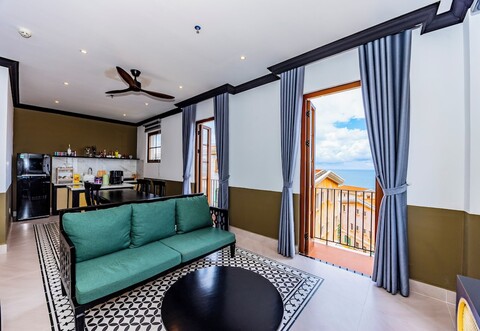 선셋 베이 리트리트 호텔