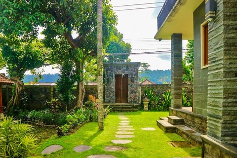 그리아 신두 홈스테이 시데멘