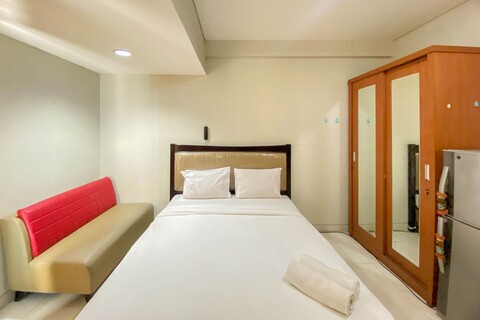 편안하고 잘 디자인된 스튜디오 타만사리 순디르만 아파트