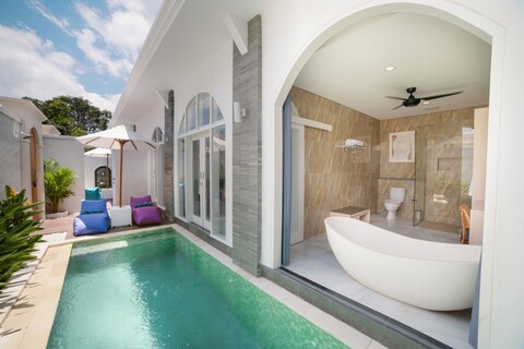 디쿠부 발리 빌라 앤 스위트