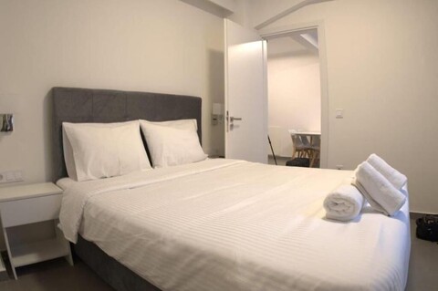 Synathens II - Apartments & Studios