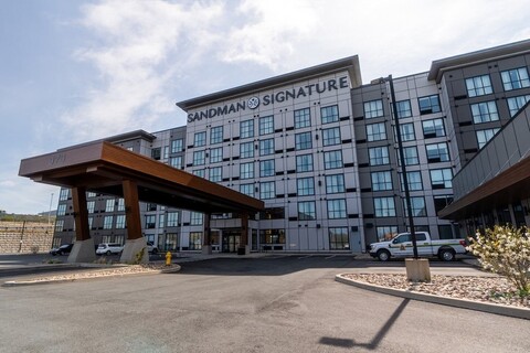 샌드맨 시그니처 다트머스  호텔  & 스위트