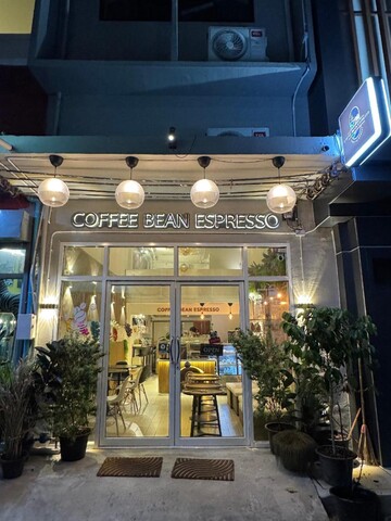 트웬티투 플레이스 수쿰빗 22