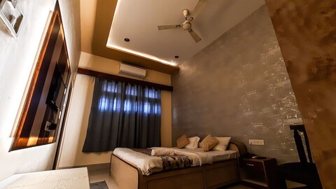 호텔 라자야쉬리 팰리스