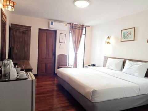 스리팟 게스트하우스