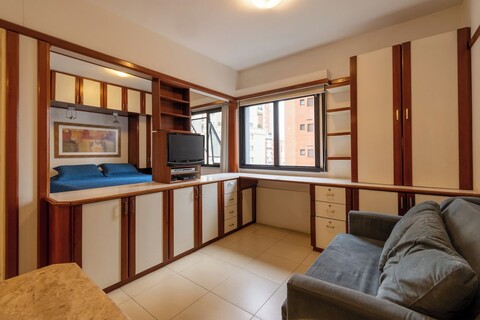 트레스 데 주리오 플랫 - 자딘스 II