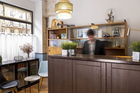 레논 바이 아발론 호텔 파리 가르 뒤 노르