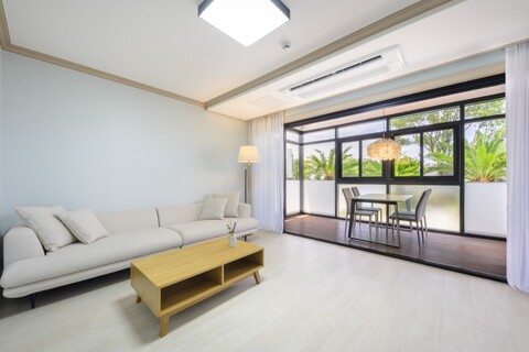 제주 홍스랜드펜션