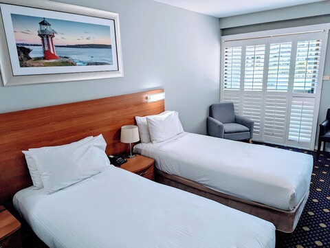 라마다 호텔 & 스위트 시드니 카브라마타