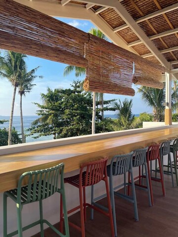 레지드 시아르가오