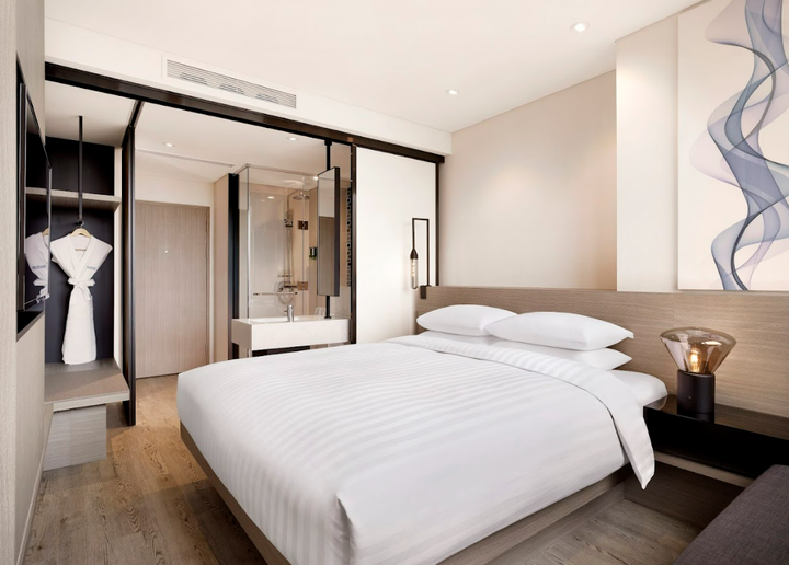 room detail thumbnail 0