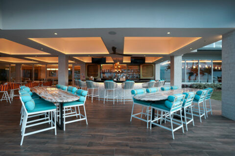 Crowne Plaza Guam Bar · Lounge