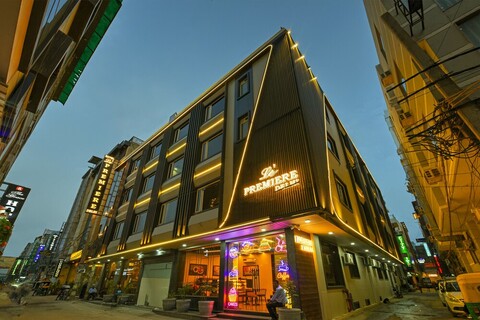 호텔 르 프리미어