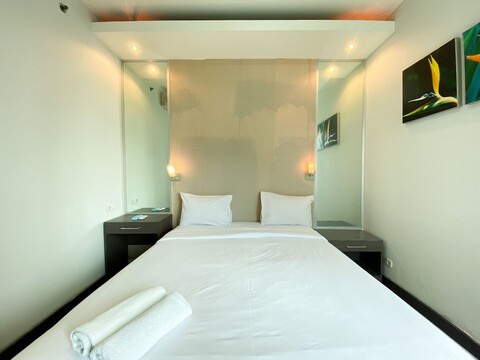 호미 2BR  아파트먼트  크라운 코트 이그제큐티브 콘도미니엄