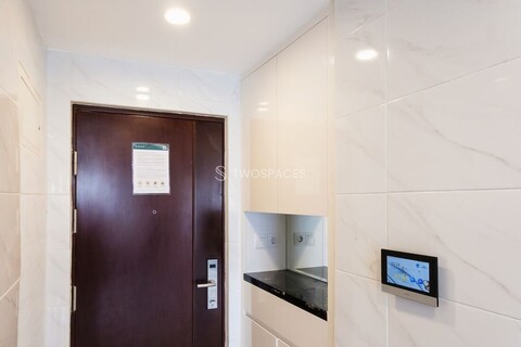 나라 바이 투스페이시스 2BR@스카이하우스 아파트