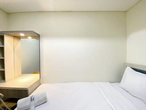 코지  컴포트 2BR 앳 폴럭 차드스톤  아파트먼트