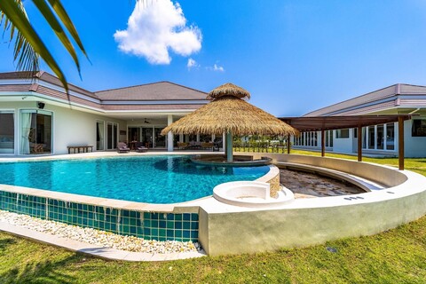 Luxury 7 Bedroom Pool Villa - WL67