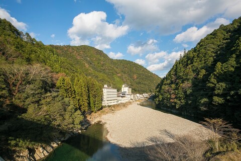 산수이칸 가와유 미도리야