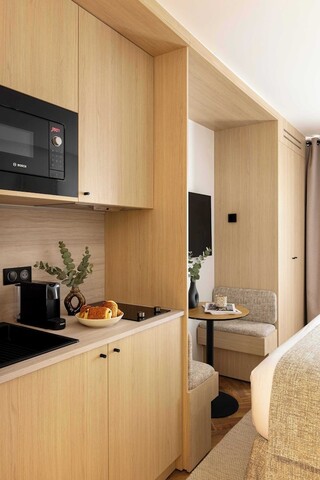 레지던스 파리 리오네