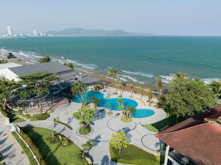 DANKBAAR RESORT-i
