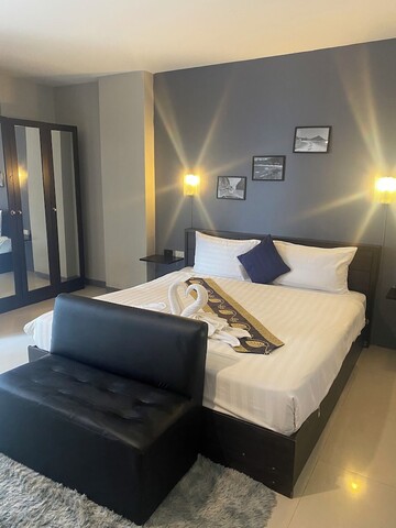 홀리데이 홈 파통