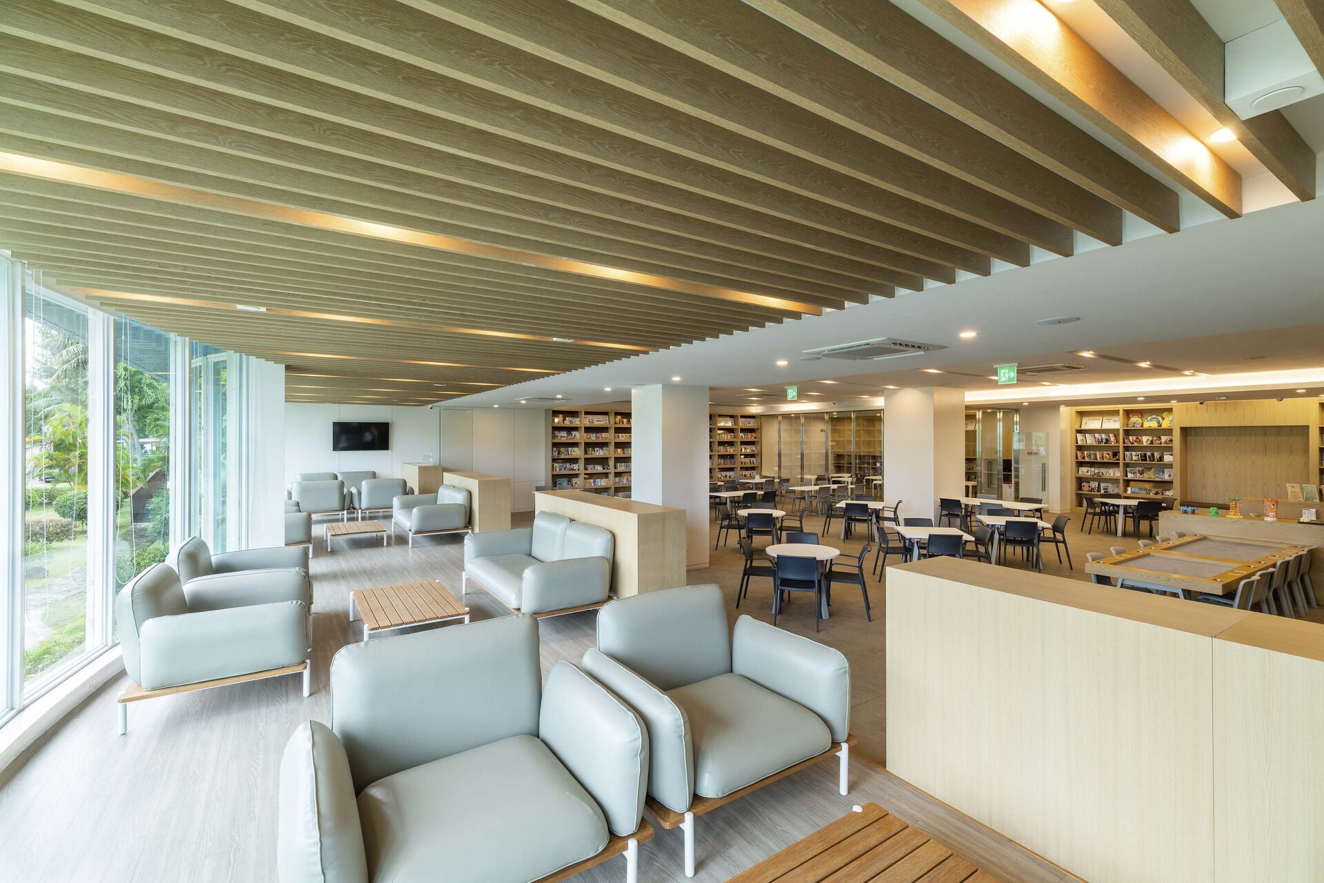 World Resort Saipan Lobby