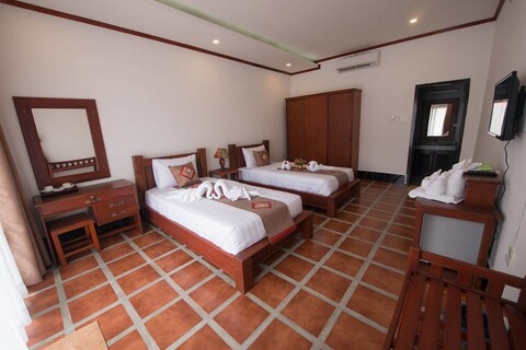 방비엥 사반 선셋 뷰 리조트