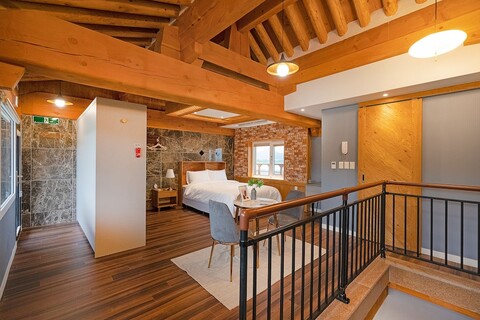 왕경한옥풀빌라