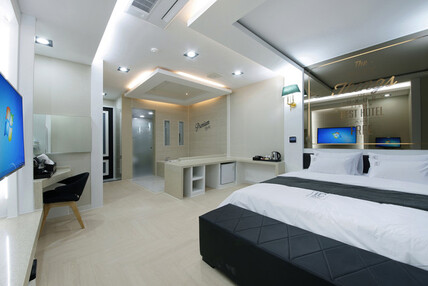 사천 IC베스트 드라이브인 무인텔