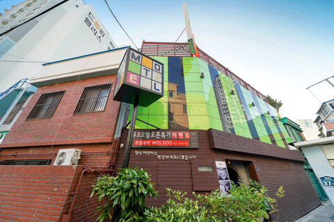 부산 영도 큐브