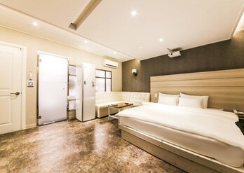 구미 봉곡동 호텔 마천루