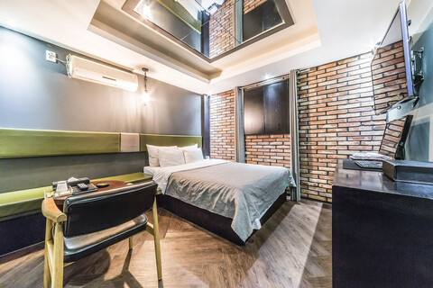 신사 LA TREE(라 트리)