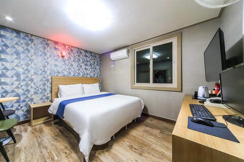 부산 재송동 센텀J