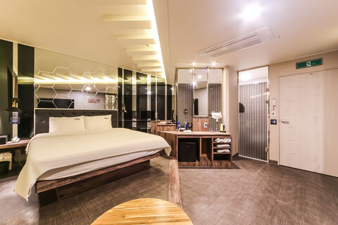 울산 성남동 호텔마르